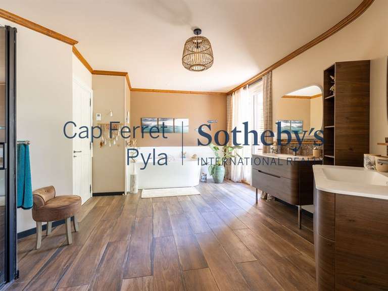 Maison Pyla-sur-mer - 4 chambres - 290m²