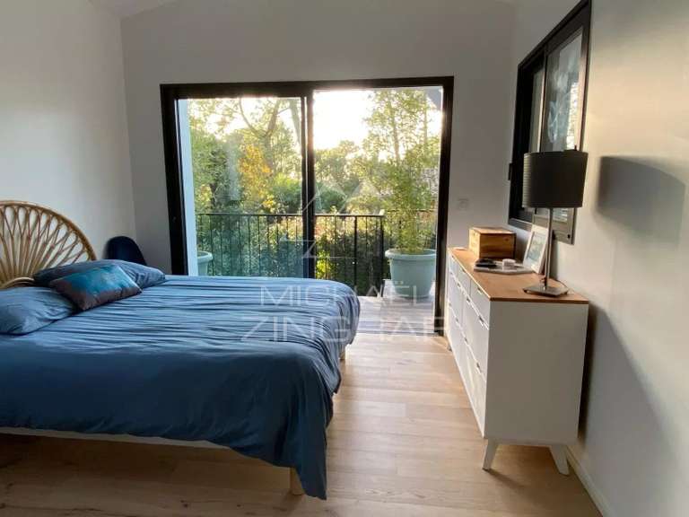 Maison Pyla-sur-mer - 5 chambres - 184m²