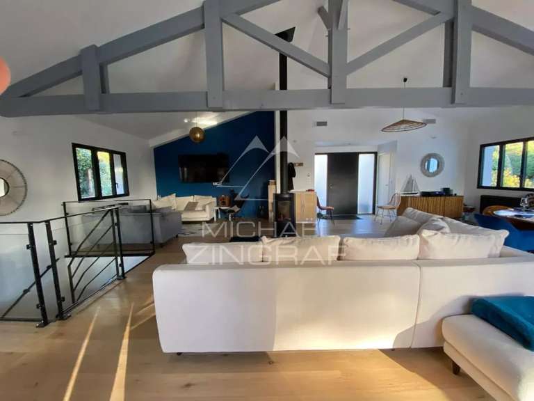 Maison Pyla-sur-mer - 5 chambres - 184m²