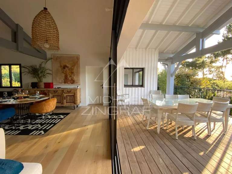 Maison Pyla-sur-mer - 5 chambres - 184m²