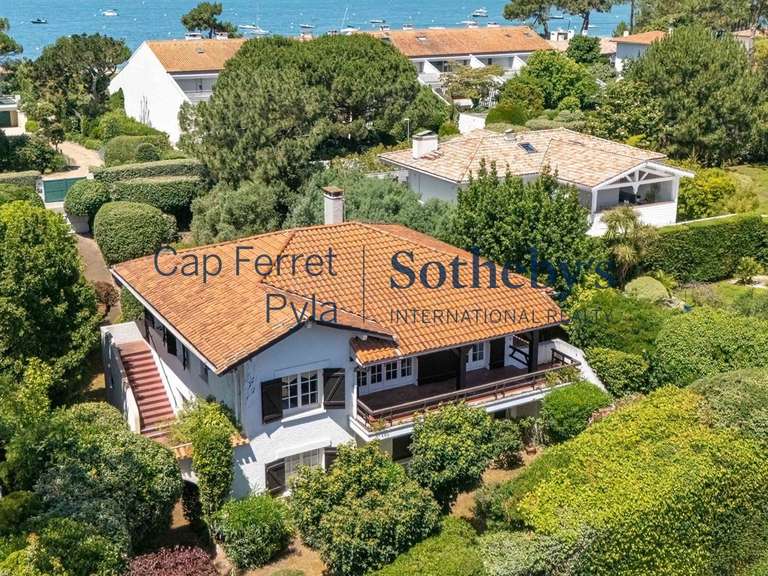 Maison Pyla-sur-mer - 6 chambres - 202m²