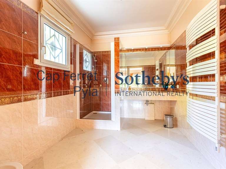 Maison Pyla-sur-mer - 4 chambres - 280m²