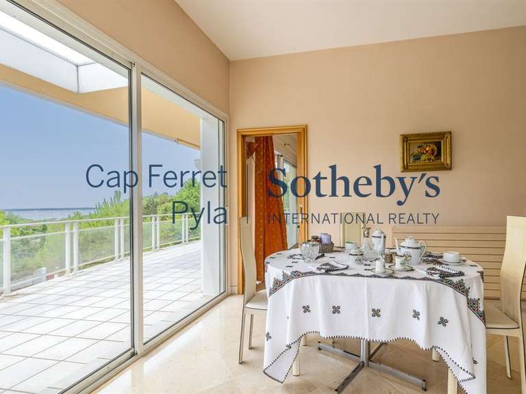 Maison Pyla-sur-mer - 3 chambres - 270m²