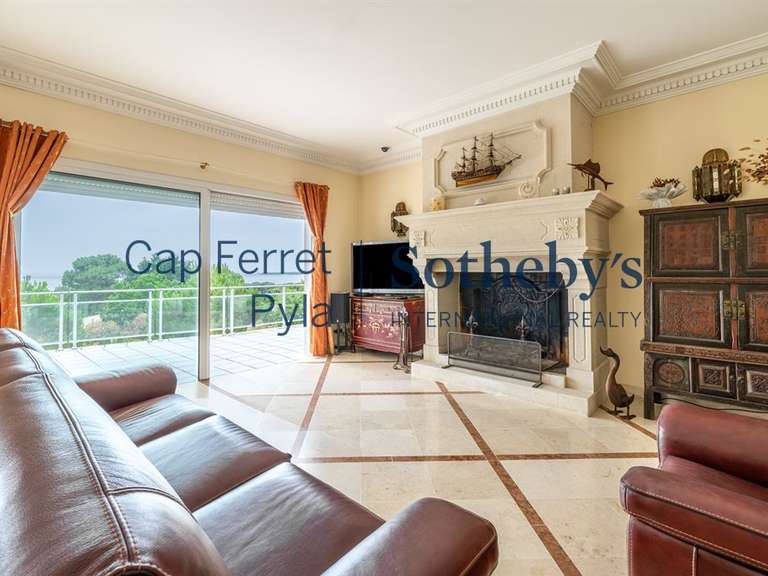 Maison Pyla-sur-mer - 3 chambres - 270m²