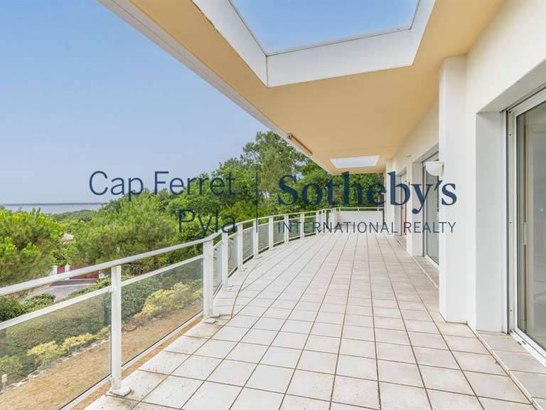 Maison Pyla-sur-mer - 3 chambres - 270m²
