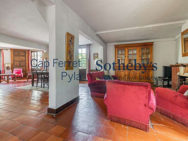 Maison Pyla-sur-mer - 7 chambres - 214m²