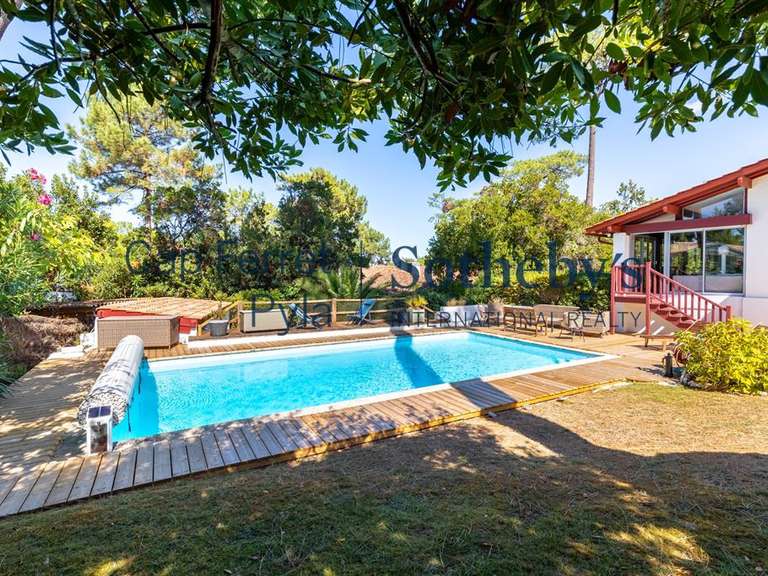 Maison Pyla-sur-mer - 5 chambres - 225m²
