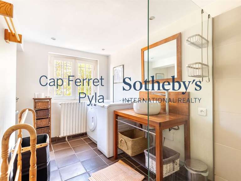 Maison Pyla-sur-mer - 5 chambres - 225m²