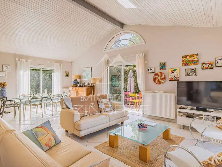 Villa Pyla-sur-mer - 4 chambres - 223m²