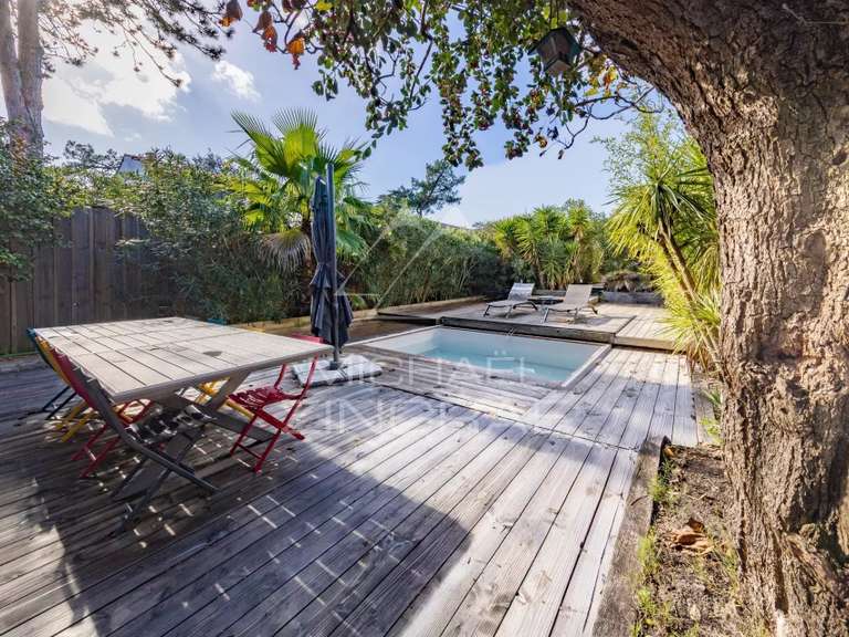 Villa Pyla-sur-mer - 5 chambres - 190m²