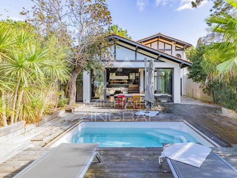 Villa Pyla-sur-mer - 5 chambres - 190m²