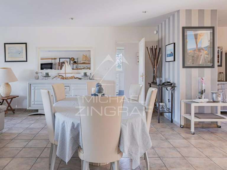 Villa Pyla-sur-mer - 5 chambres - 268m²