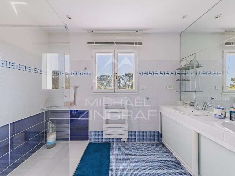 Villa Pyla-sur-mer - 5 chambres - 268m²
