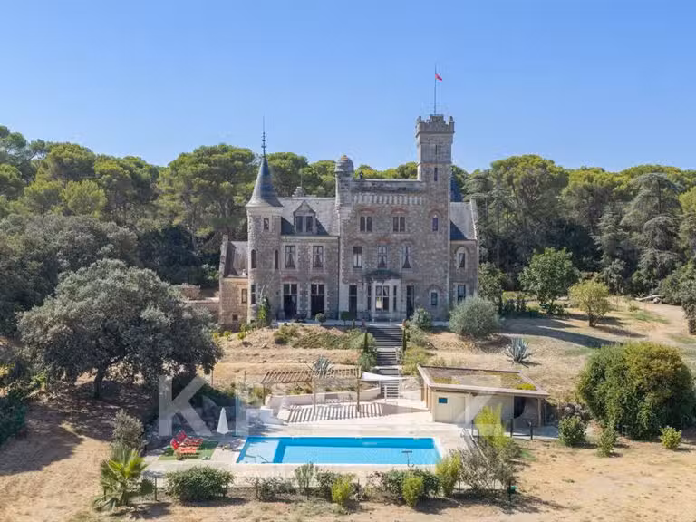 Château Quarante - 10 chambres - 573m²