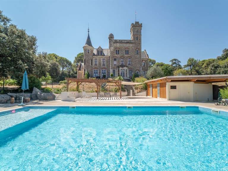 Château Quarante - 10 chambres - 573m²
