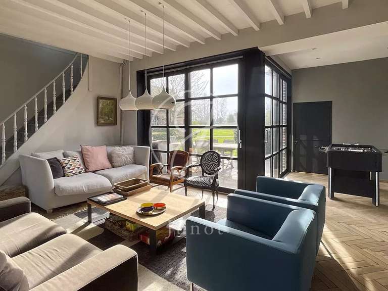 Maison Quesnoy-sur-Deûle - 5 chambres - 458m²