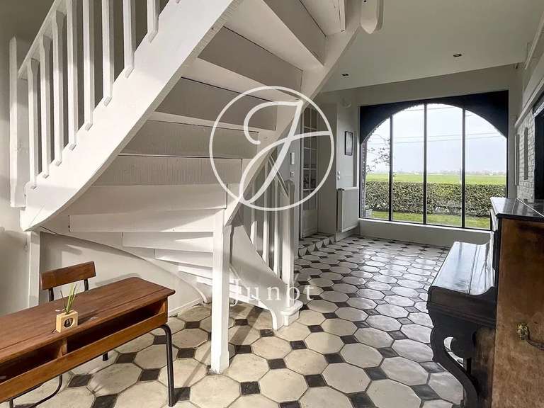 Maison Quesnoy-sur-Deûle - 5 chambres - 458m²