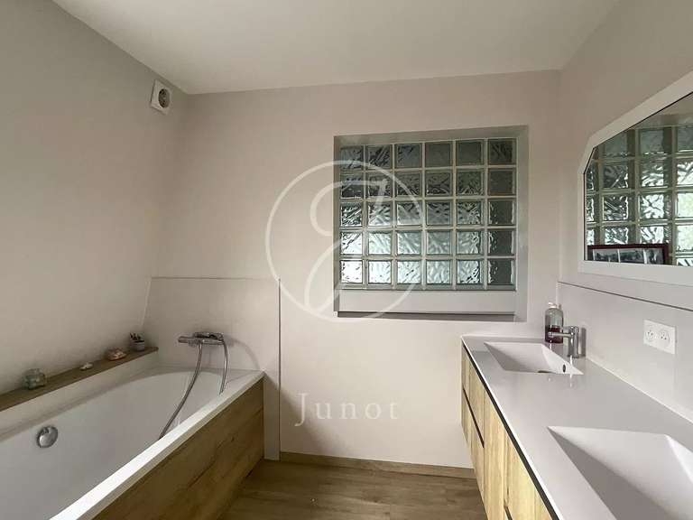 Maison Quesnoy-sur-Deûle - 5 chambres - 458m²