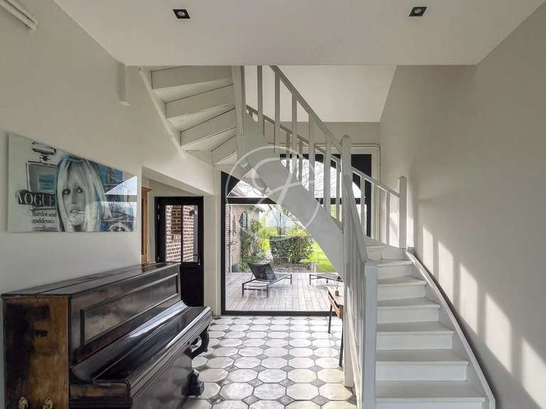 Maison Quesnoy-sur-Deûle - 5 chambres - 458m²