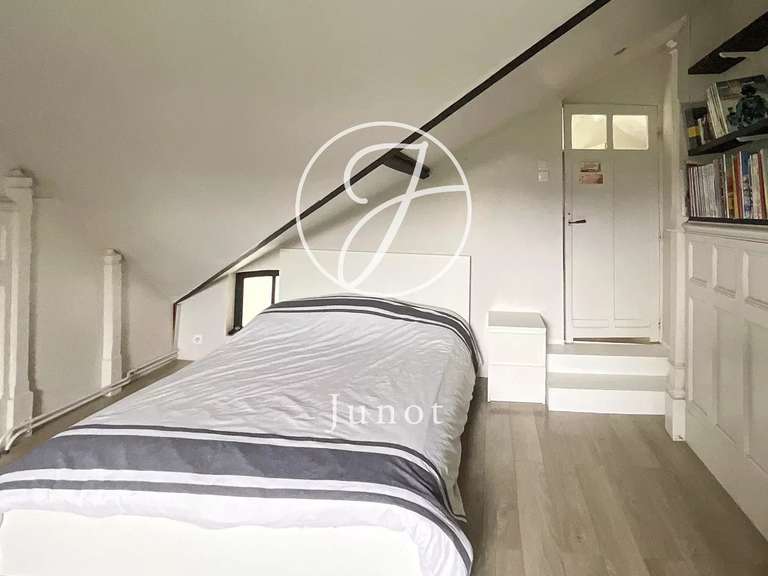 Maison Quesnoy-sur-Deûle - 5 chambres - 458m²