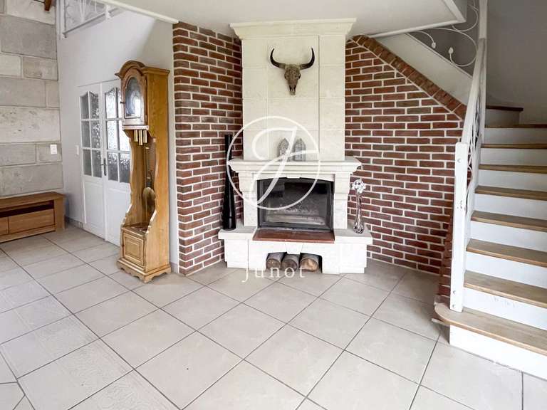 Maison Quesnoy-sur-Deûle - 5 chambres - 225m²