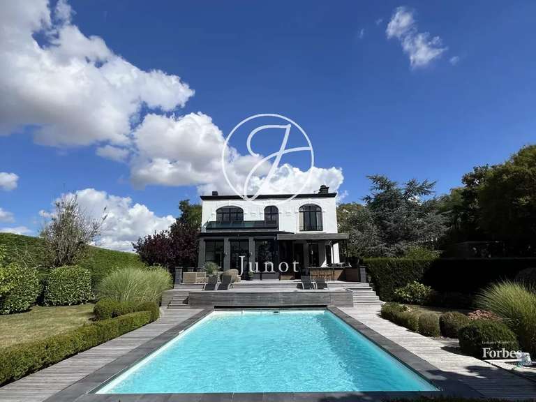 Maison Quesnoy-sur-Deûle - 5 chambres - 350m²