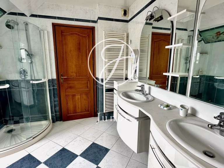 House Quiberon - 6 bedrooms - 340m²