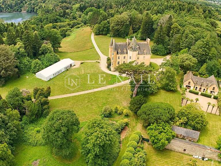 Château Quimper - 13 chambres - 712m²