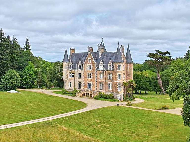 Château Quimper - 13 chambres - 712m²