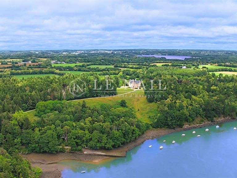 Château Quimper - 13 chambres - 712m²
