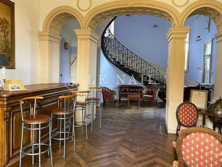 Château Quimper - 13 chambres - 712m²