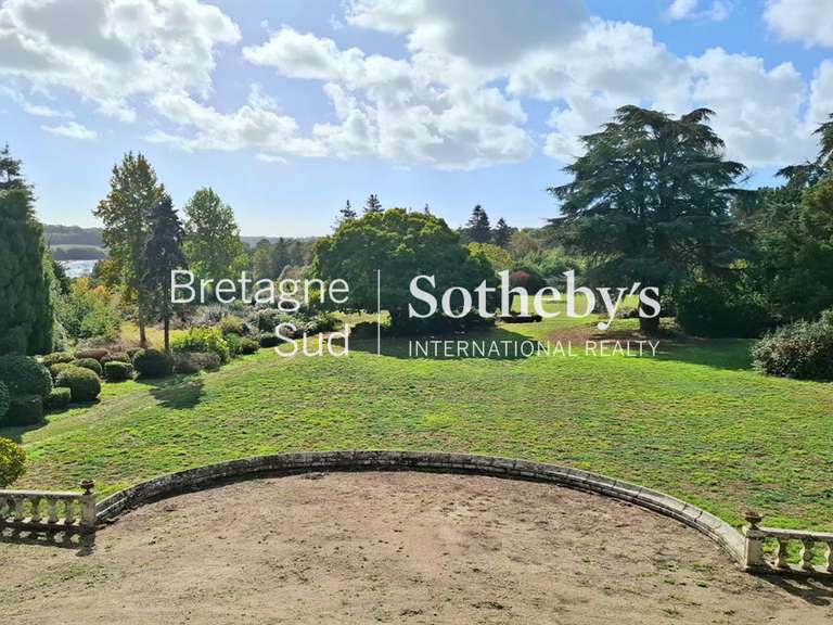 Château Quimper - 10 chambres - 900m²