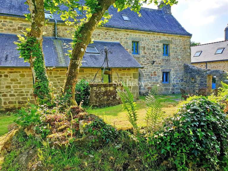 Propriété Quimper - 5 chambres - 220m²