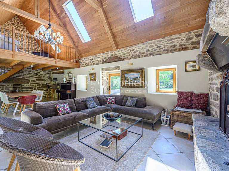 Propriété Quimper - 6 chambres - 251m²