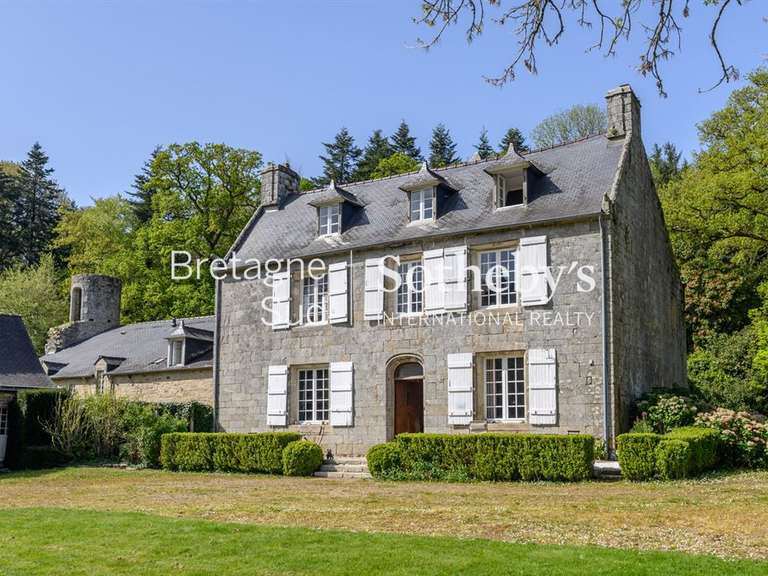 Propriété Quimper - 7 chambres - 450m²