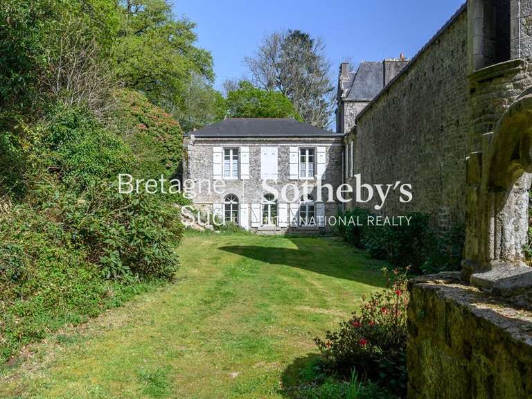 Propriété Quimper - 7 chambres - 450m²