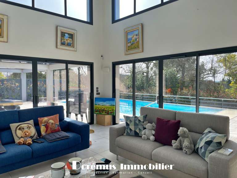 Maison Quinsac - 4 chambres - 271m²