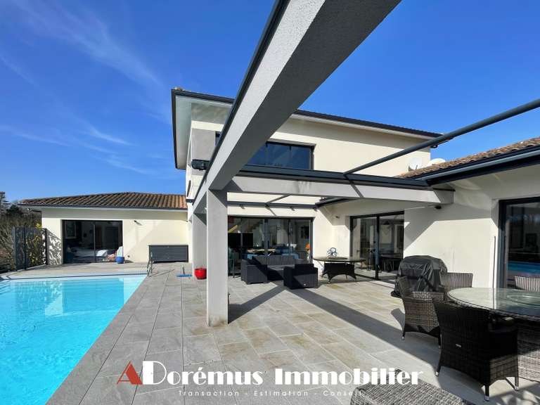 Maison Quinsac - 4 chambres - 271m²