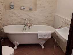 House Quinson - 14 bedrooms - 465m²