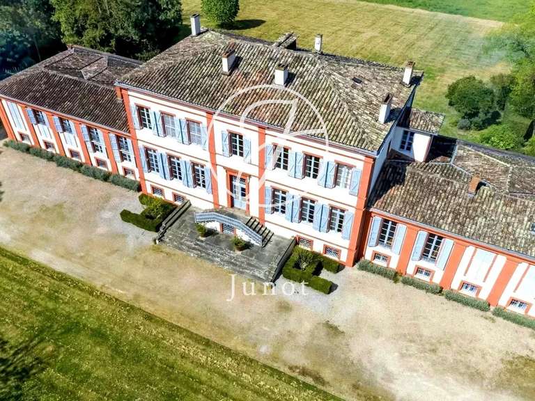 Château Quint-Fonsegrives - 11 chambres - 61429m²