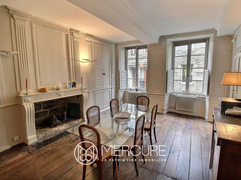 Maison Quintin - 6 chambres - 302m²