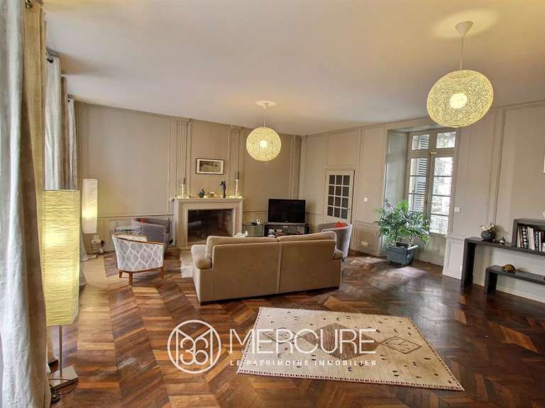 Maison Quintin - 6 chambres - 302m²