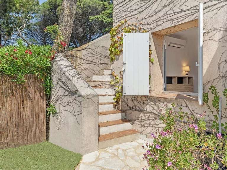 Apartment Ramatuelle - 2 bedrooms - 68m²