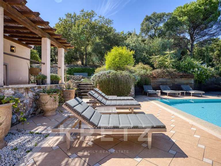 House Ramatuelle - 4 bedrooms - 278m²