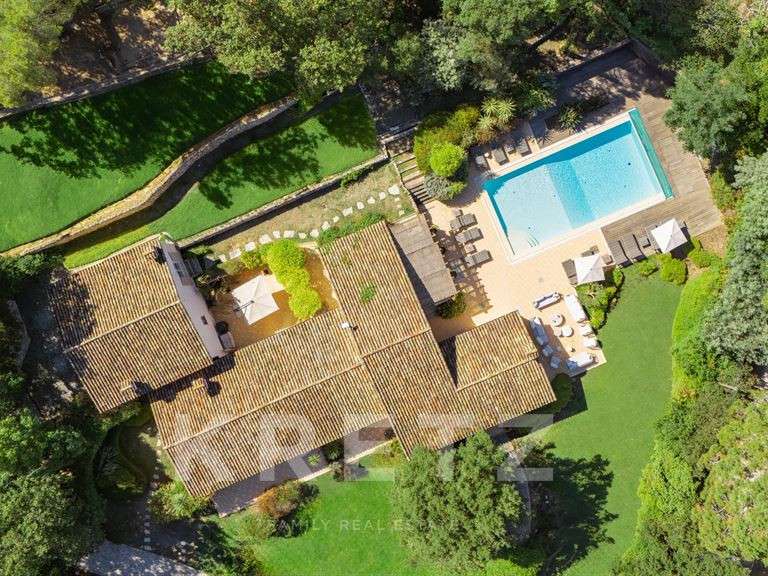 House Ramatuelle - 4 bedrooms - 278m²