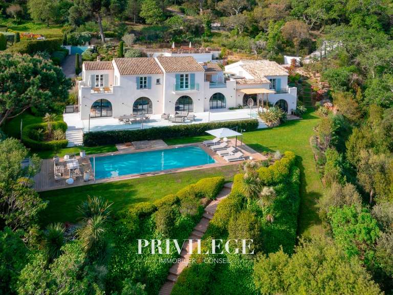 Maison Ramatuelle - 8 chambres - 480m²