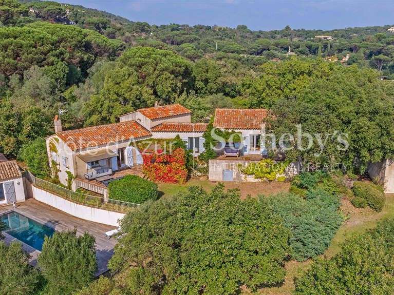Maison Ramatuelle - 5 chambres - 204m²