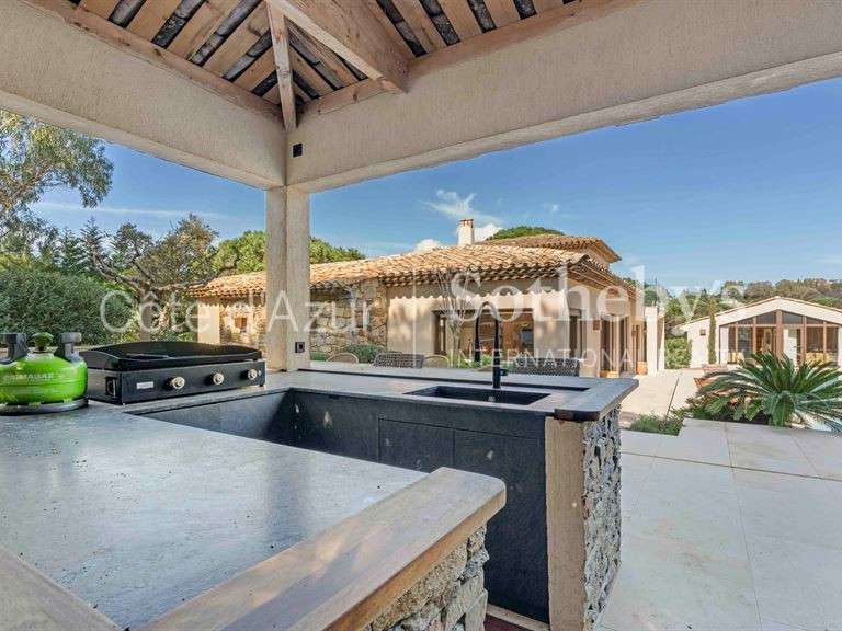 House Ramatuelle - 6 bedrooms - 316m²