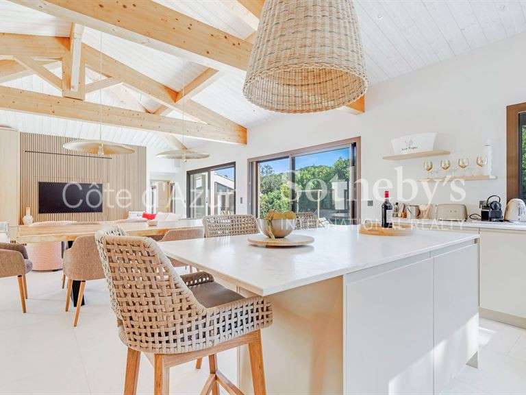 Maison Ramatuelle - 6 chambres - 316m²