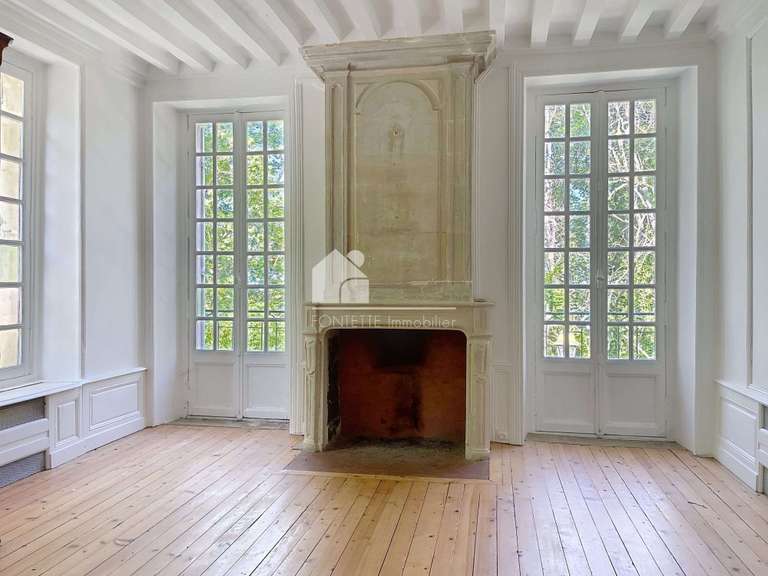 Castle Ranville - 6 bedrooms